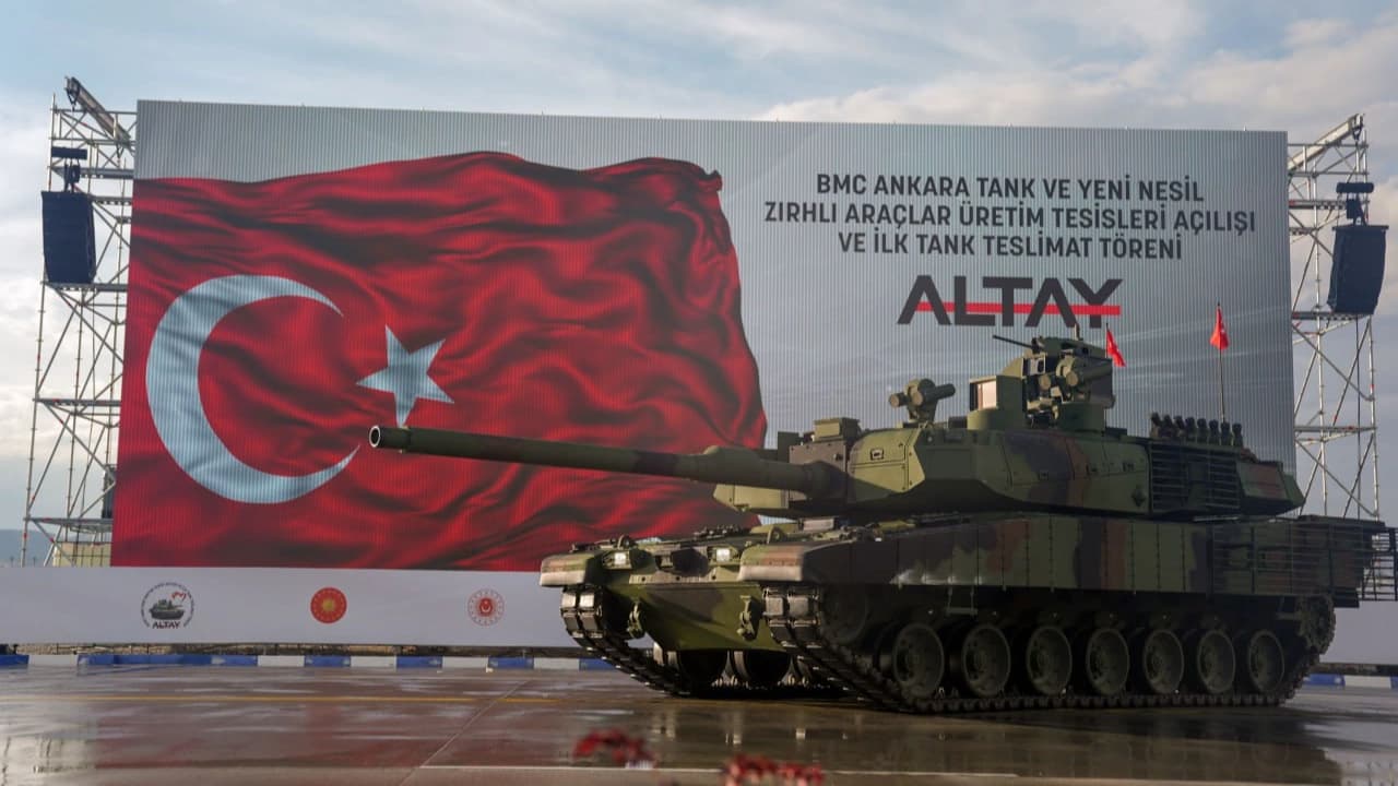 Türkiye'nin Milli Muharebe Tankı Altay'da neler var?
