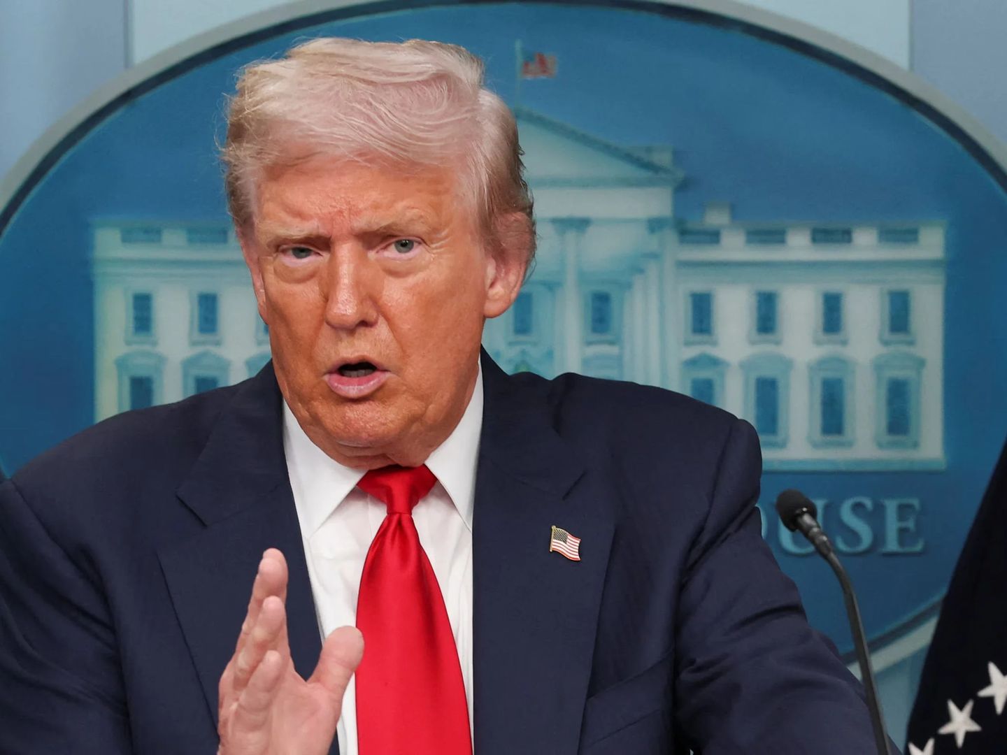 Trump'tan kritik üçlü zirve açıklaması