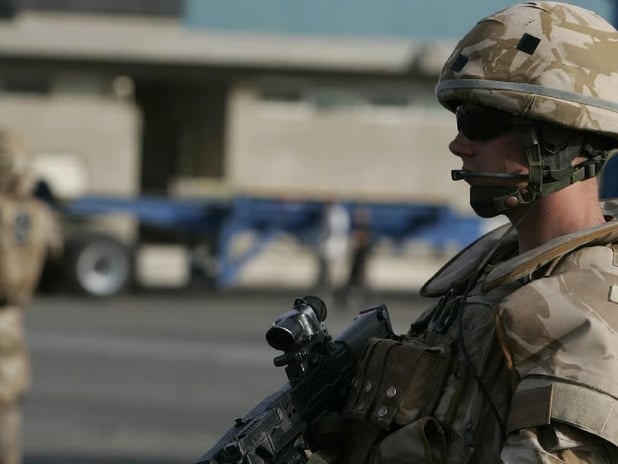 İngiltere Balkanlar'a sınır görevlileri koydu