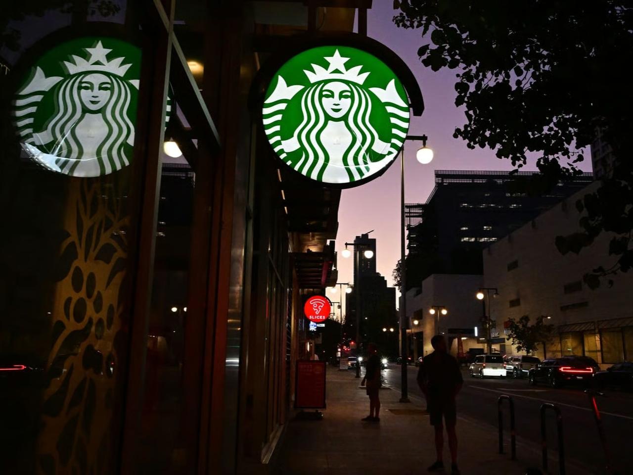 Starbucks'tan müşterilere uyarı