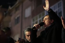 Kosova'daki erken seçimlerde Albin Kurti zafer kazandı