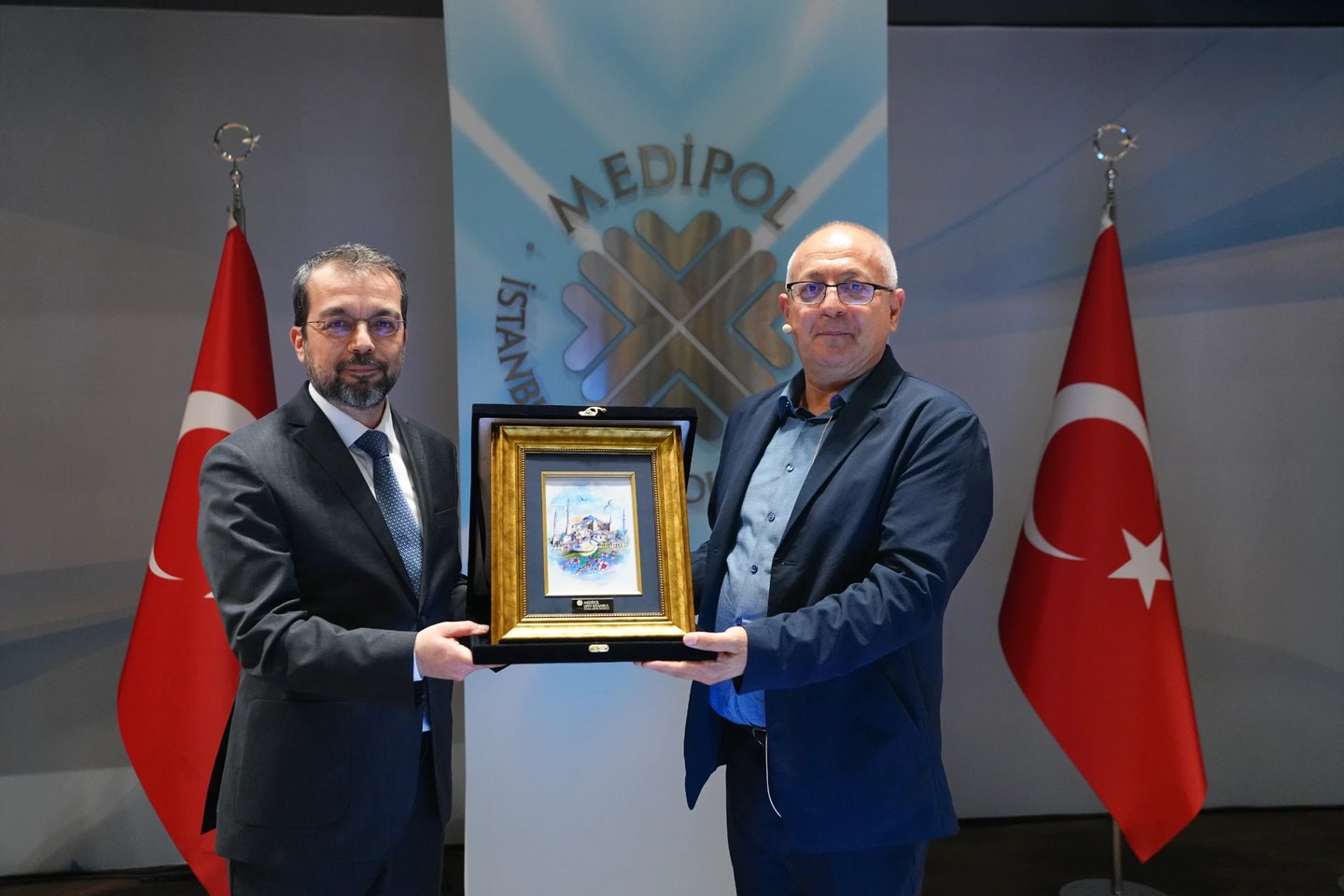 Prof. Dr. Cemil Aydın Medipol Üniversitesi