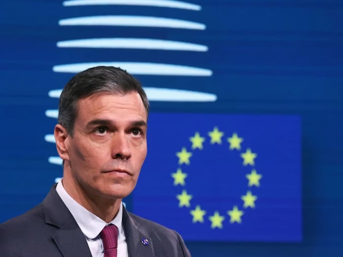 İspanya'da mahkeme Başbakan Pedro Sanchez'in sel felaketinde suçunun bulunmadığına hükmetti