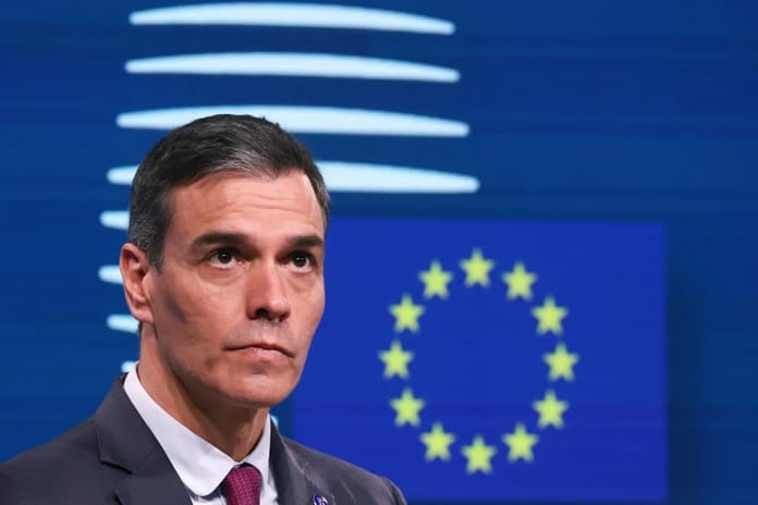 İspanya'da mahkeme Başbakan Pedro Sanchez'in sel felaketinde suçunun bulunmadığına hükmetti