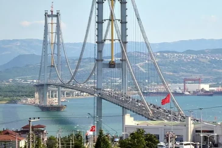 Otoyol, köprü ve tünel ücretlerine zam geldi: İşte yeni geçiş ücretleri