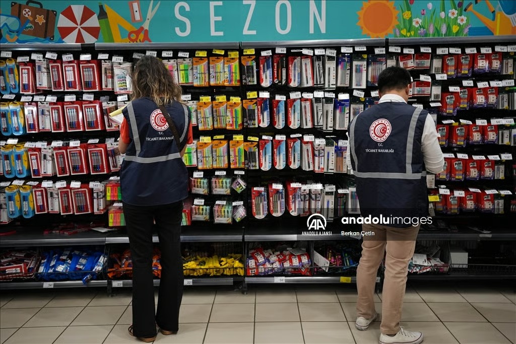 Okul kıyafetleri ve kırtasiyelere sıkı denetim
