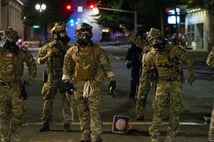 ABD'de federal ajanlara silahlı baskın soruşturması başlatıldı