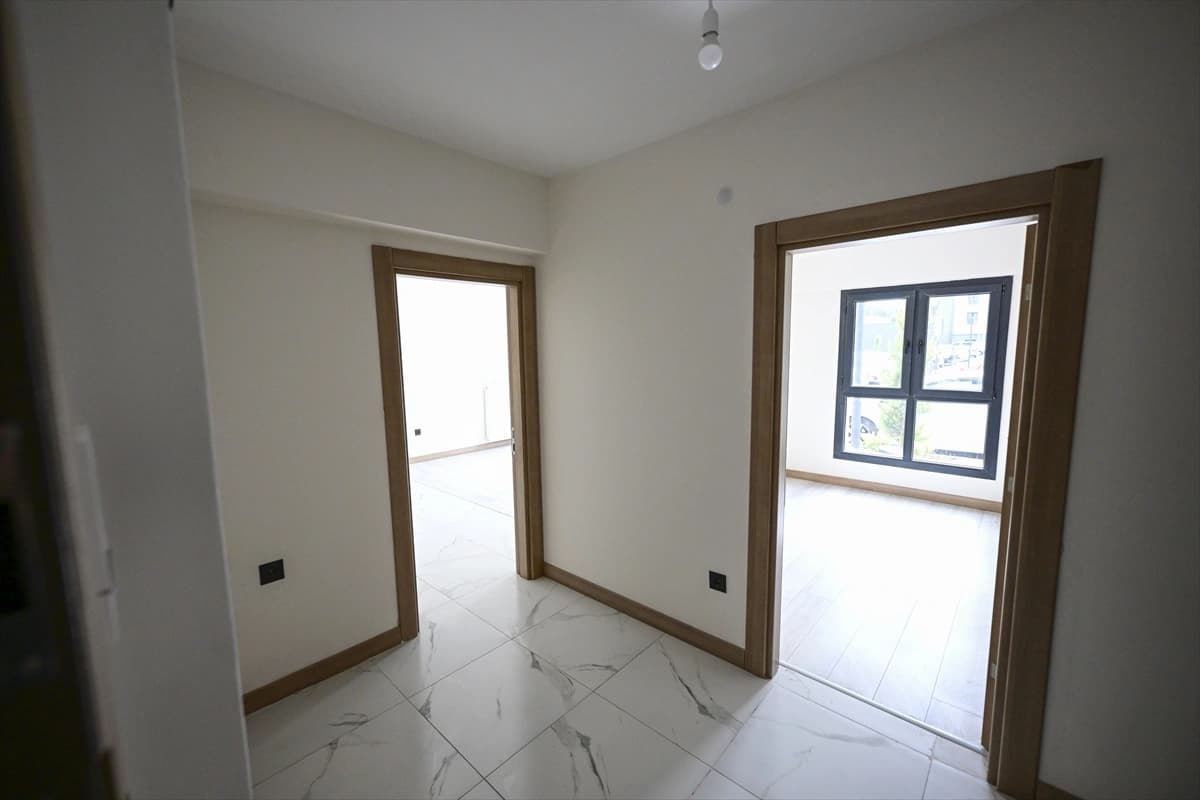 "Kiralık Sosyal Konut Projesi"nde İstanbul'daki örnek daireler tanıtıldı