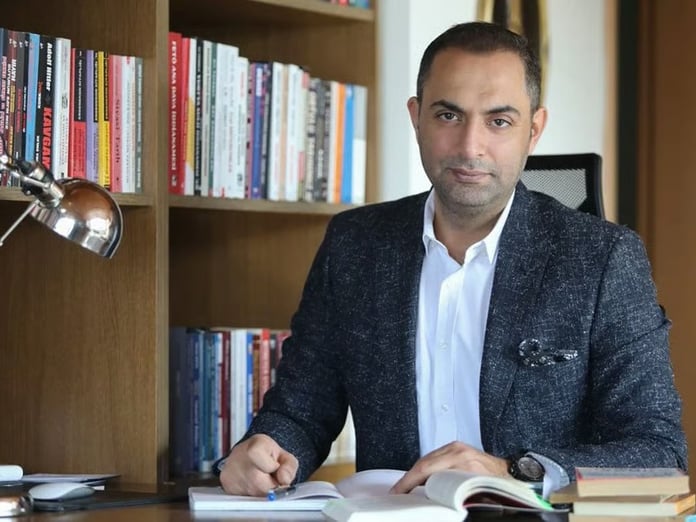 Gazeteci Murat Ağırel'den kan donduran tehditlere isyan: Bir baba olarak yardım istiyorum