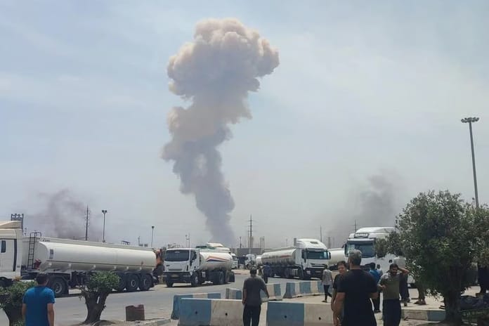 İran'ın Bender Abbas Limanı'nda patlama: 8 ölü