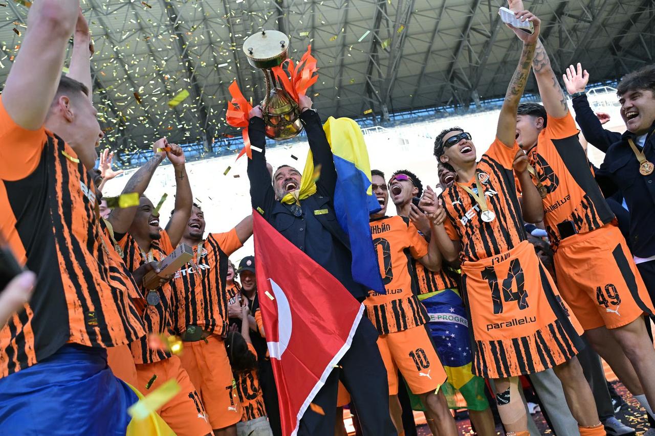 Arda Turanlı Shakhtar şampiyon