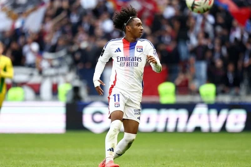Fenerbahçe Lyon'u eledi, yıldızına kancayı attı