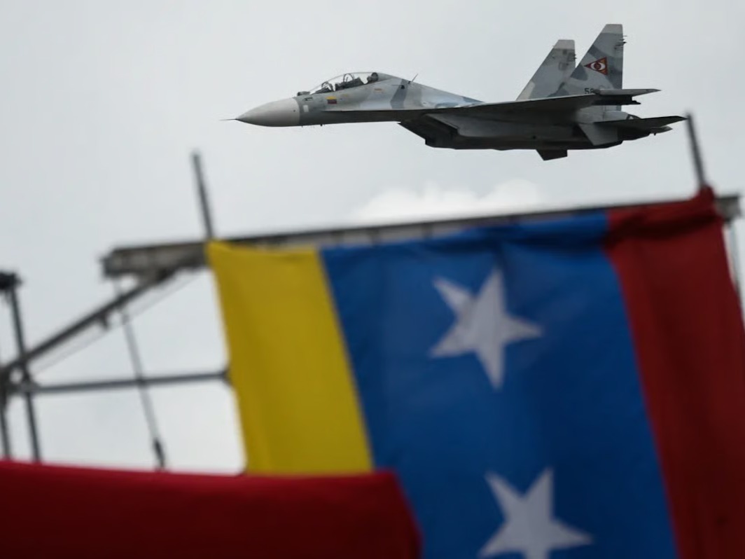 Pentagon Warns After Venezuelan Jets Buzz US Warship