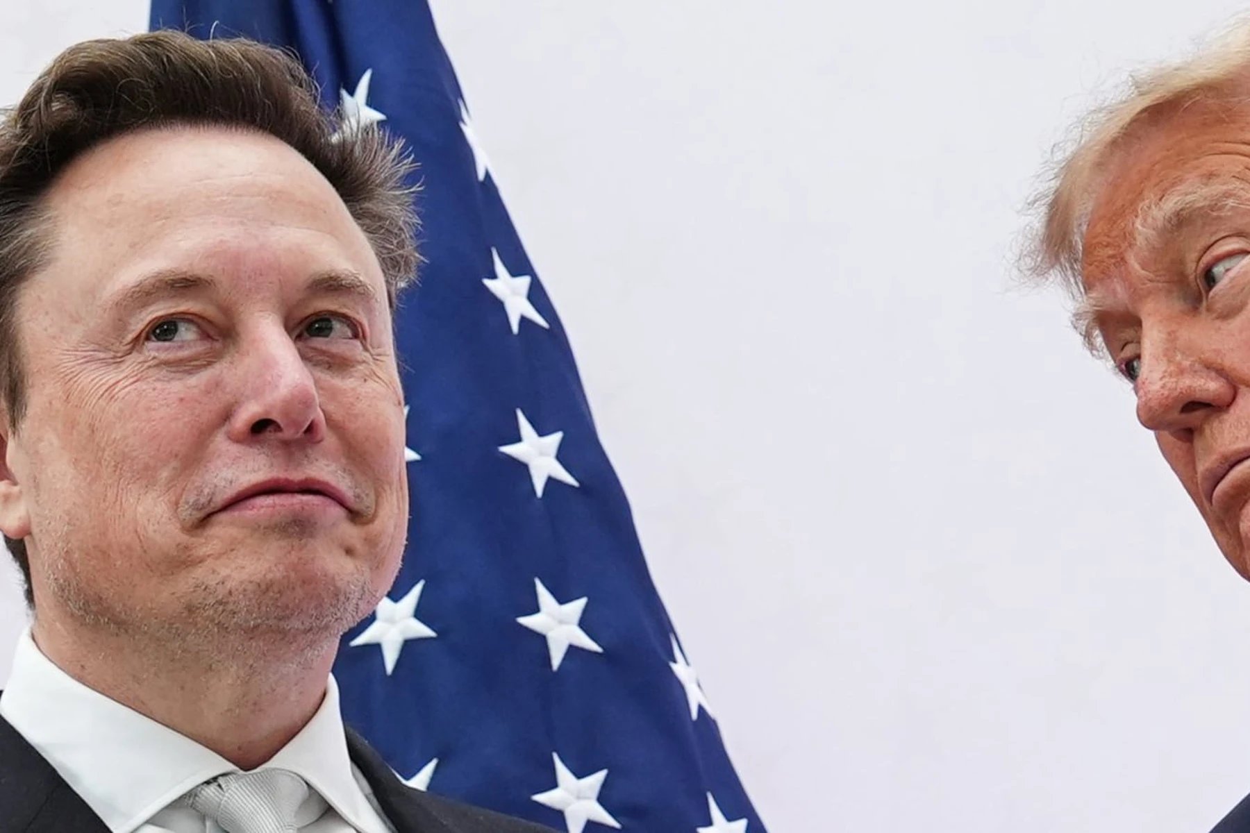 Pentagon Watchdog Won’t Probe Musk’s Starlink Cuts