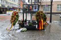 Almanya’nın Hanau kentindeki ırkçı terör saldırısında hayatını kaybedenler için anma etkinlikleri düzenlendi