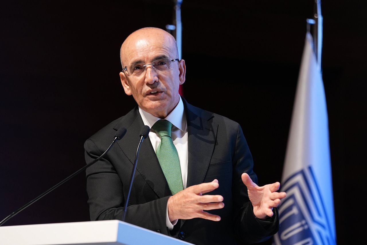 Bakan Şimşek'ten istifa iddialarına açıklama