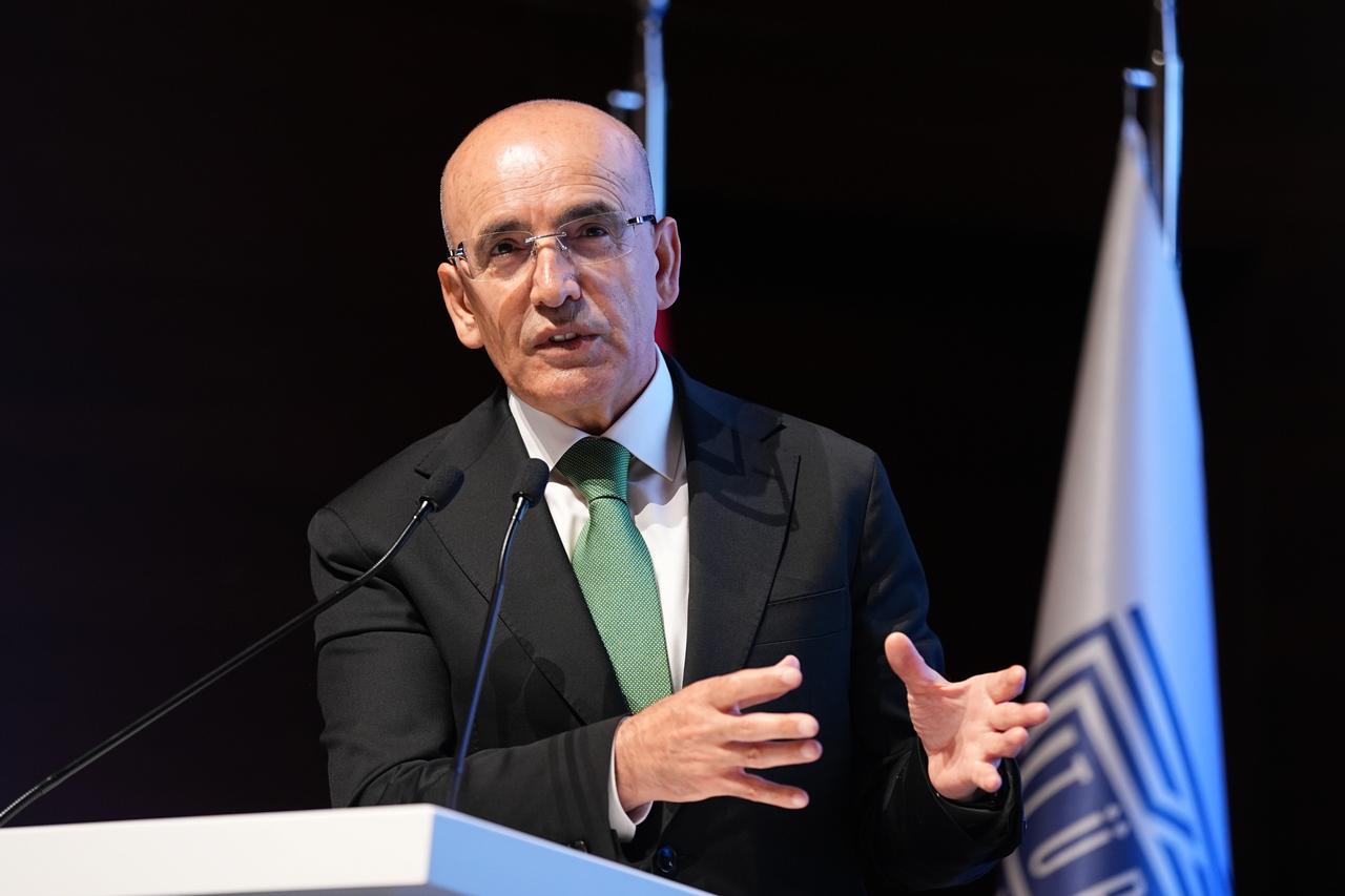 Bakan Şimşek'ten istifa iddialarına açıklama