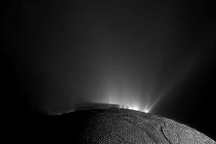 Satürn’ün uydusunda yaşam kesinleşti