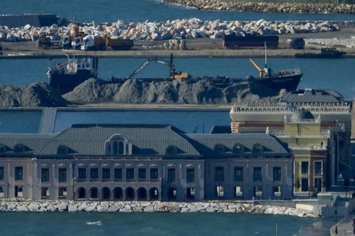 Büyükçekmece Belediyesi'ndeki soruşturmada gelişme! Başkanın damadı firari