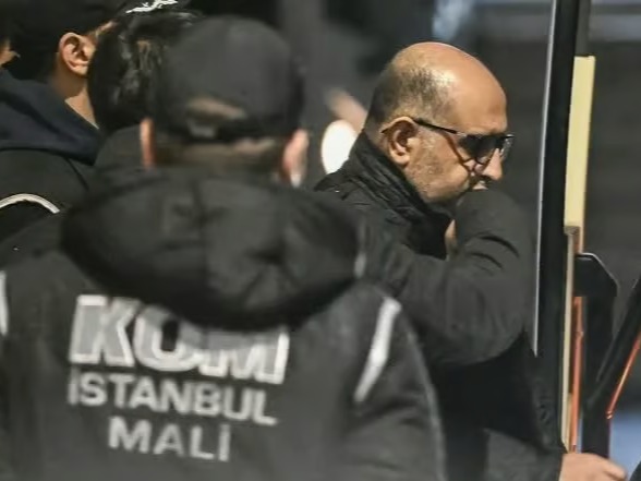 Aziz İhsan Aktaş’tan kuzenlik iddialarına yanıt: Belgelerle konuştu