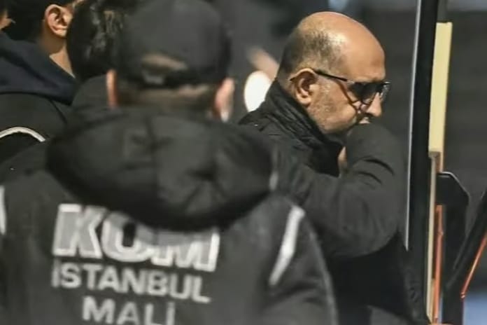 Aziz İhsan Aktaş’tan kuzenlik iddialarına yanıt: Belgelerle konuştu