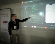 Depremzede gençlere "İyiliği Kodlayanlar" projesiyle kodlama eğitimi