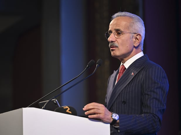 Antalya-Alanya arası 36 dakikaya iniyor! Dev otoyol projesi start aldı