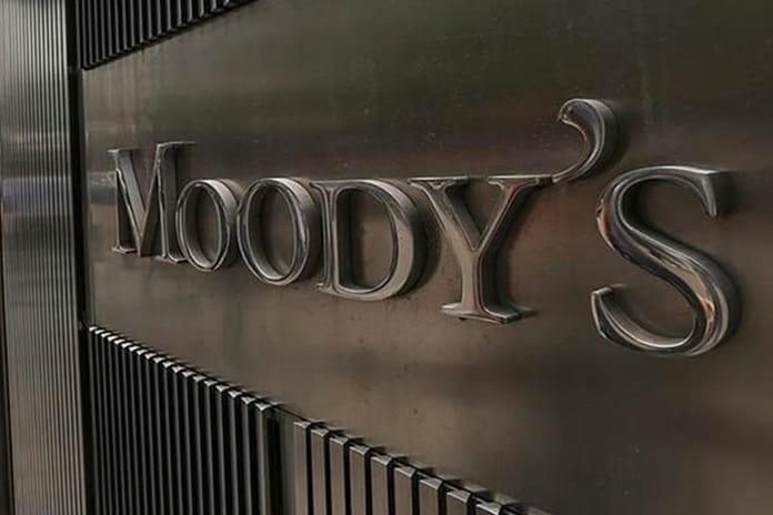 Moody's, Türkiye'nin kredi notunu yükseltti