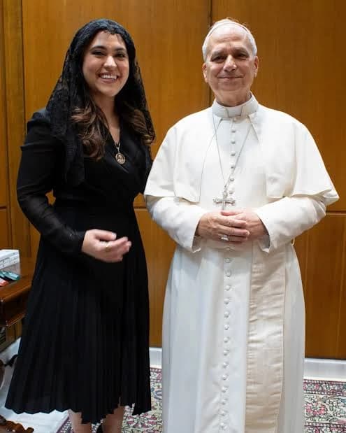 Maria Montserrat Alvarado ve Papa Leo - Vatican News