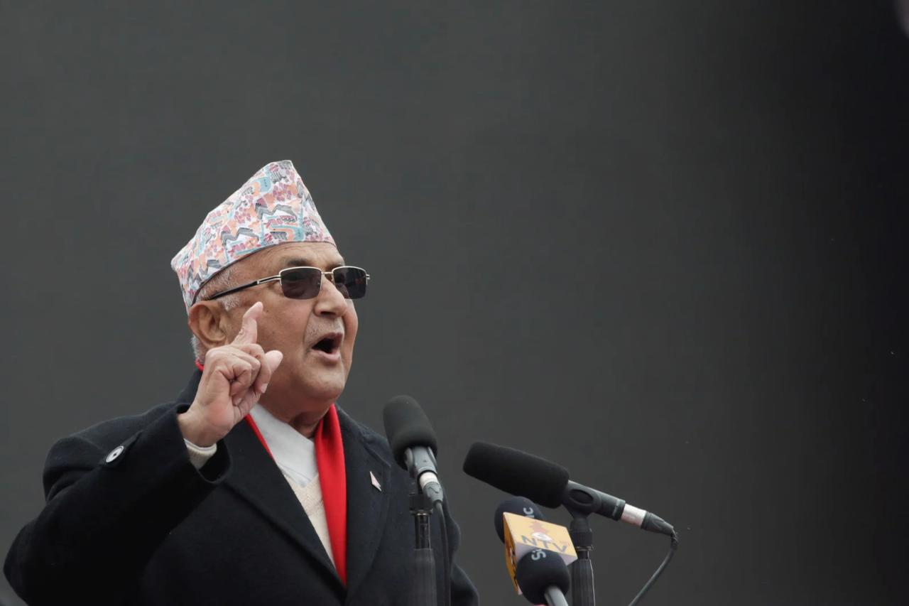 Nepal Başbakanı Oli istifa etti
