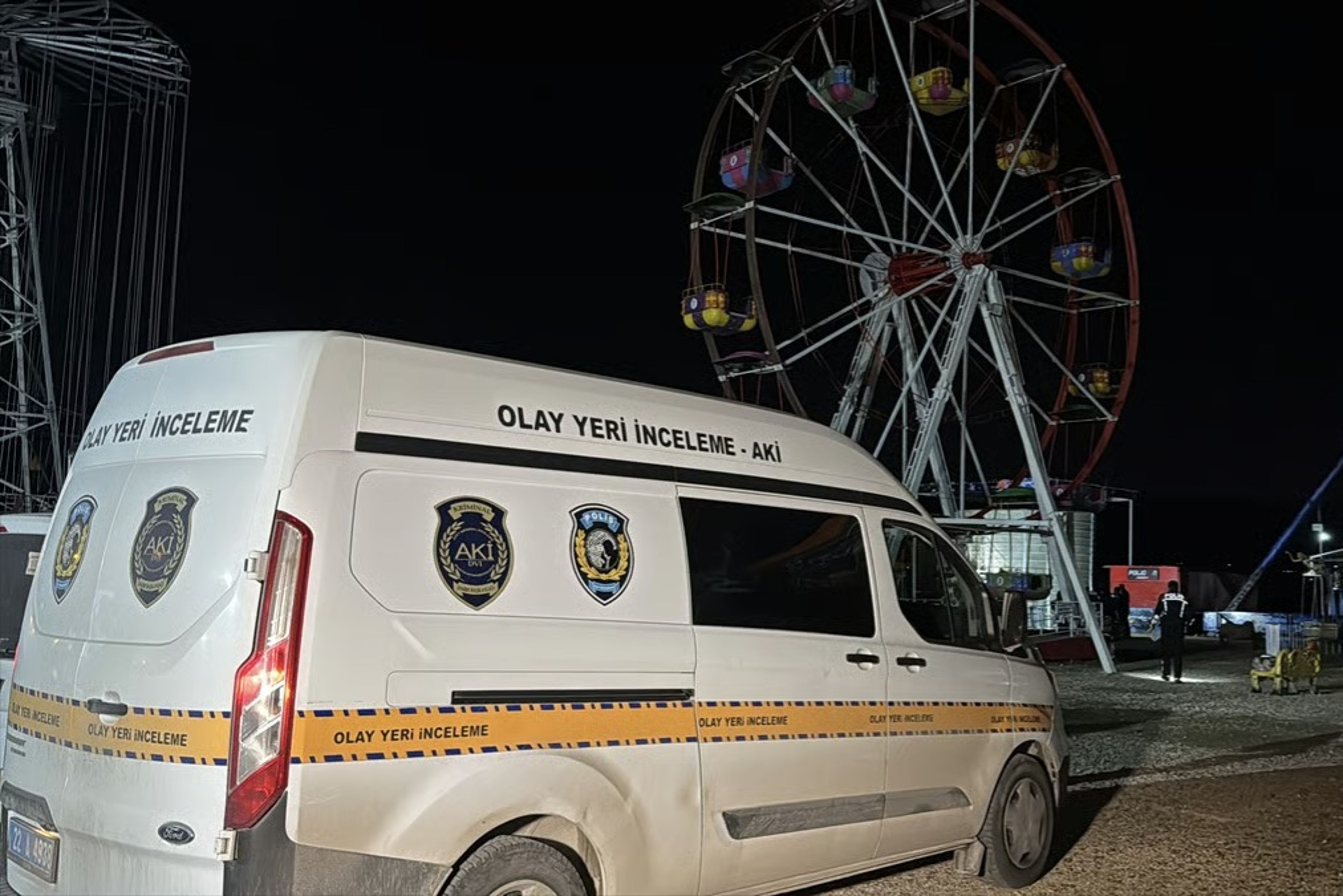Edirne'de lunaparkta facia! Aletten düşen genç hayatını kaybetti