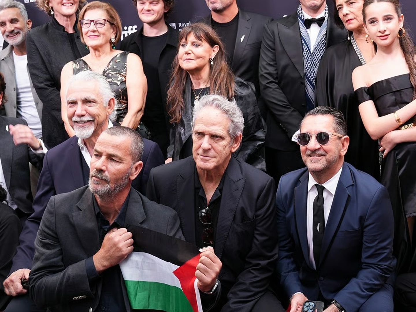 "Palestine 36" ekibinden TIFF’te Filistin bayraklı protesto