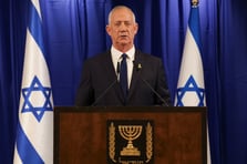 İsrailli Gantz'dan Gazze'de işgali derinleştirme çağrısı: Sarı hattı aşalım, saldırıları büyütelim!