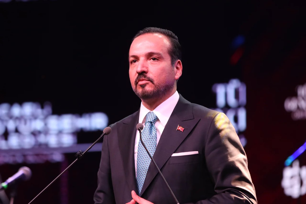 Türk Dünyası Futbolcularına Türk Statüsü