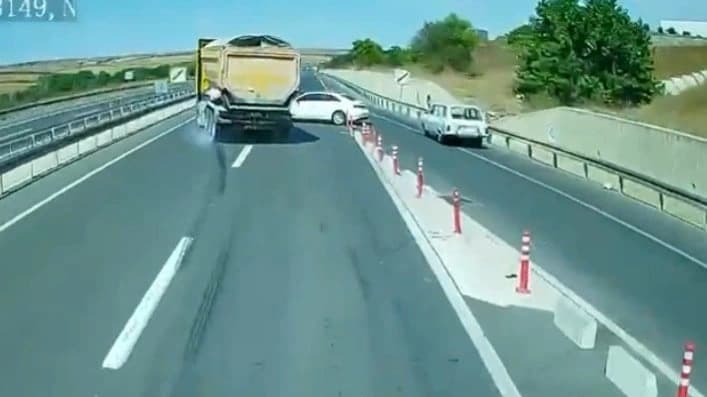 Tekirdağ'da tır şoförünün dikkati faciayı önledi