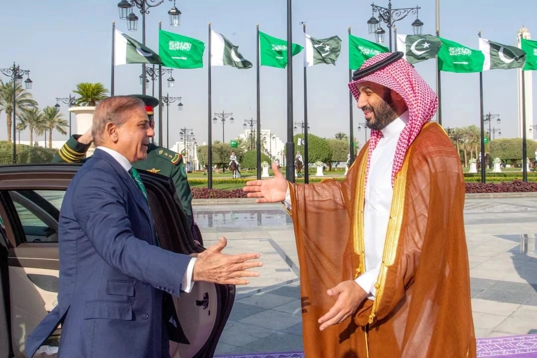 Pakistan: Suudi Arabistan'ın güvenliği tartışmaya kapalı