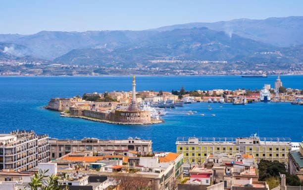 Messina Boğazı, İtalya