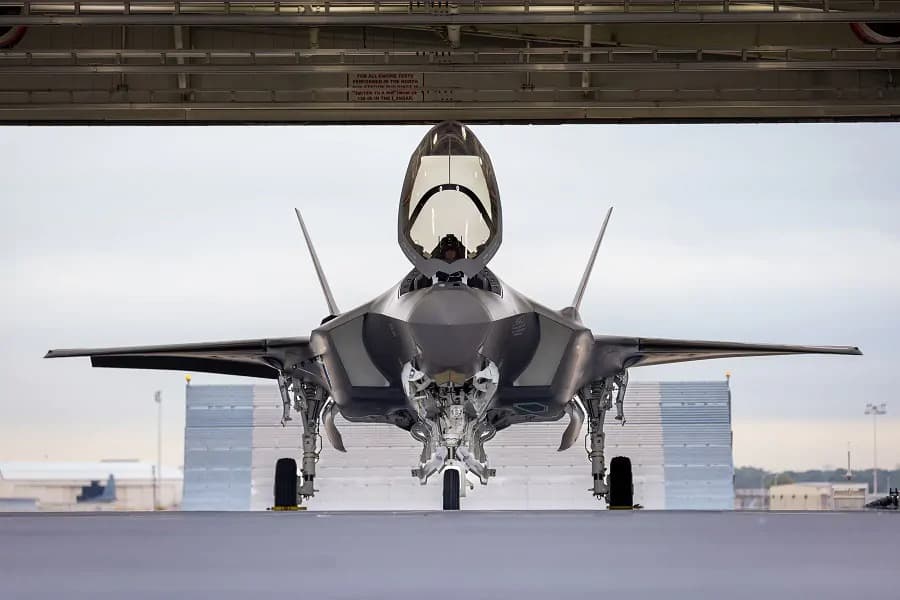 Lockheed Martin: 2025 hedefi 200 F-35