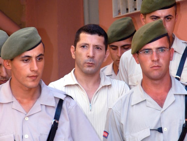 Şahinler-Sarallar davasında yeni gelişme: 12 yıllık firari yakalandı