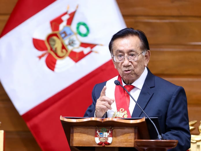 Peru'nun geçici Devlet Başkanı sol görüşlü Balcazar oldu