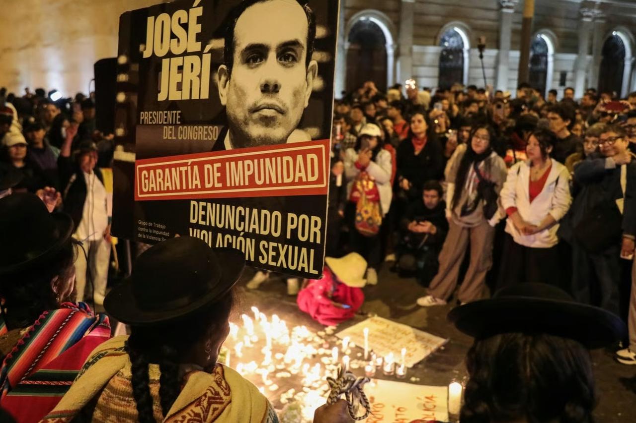 Peru'da sokaklar karıştı!