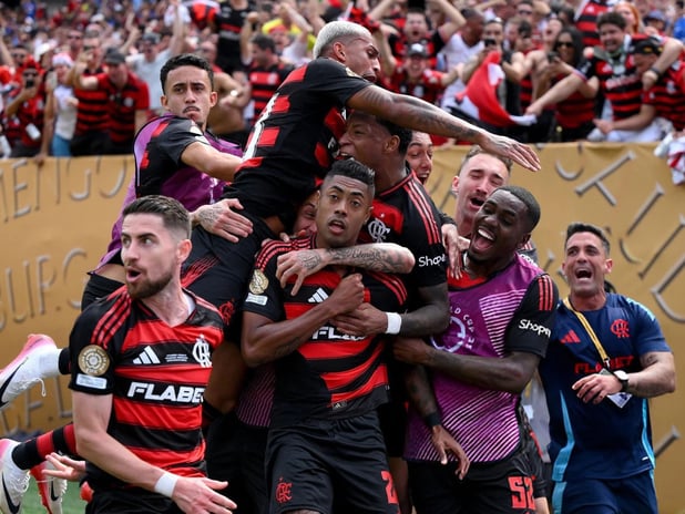 Filipe Luis'in Flamengo'su, Kulüpler Dünya Kupası'nda eski takımı Chelsea'yi 3-1 mağlup ederek namağlup liderliğini sürdürdü