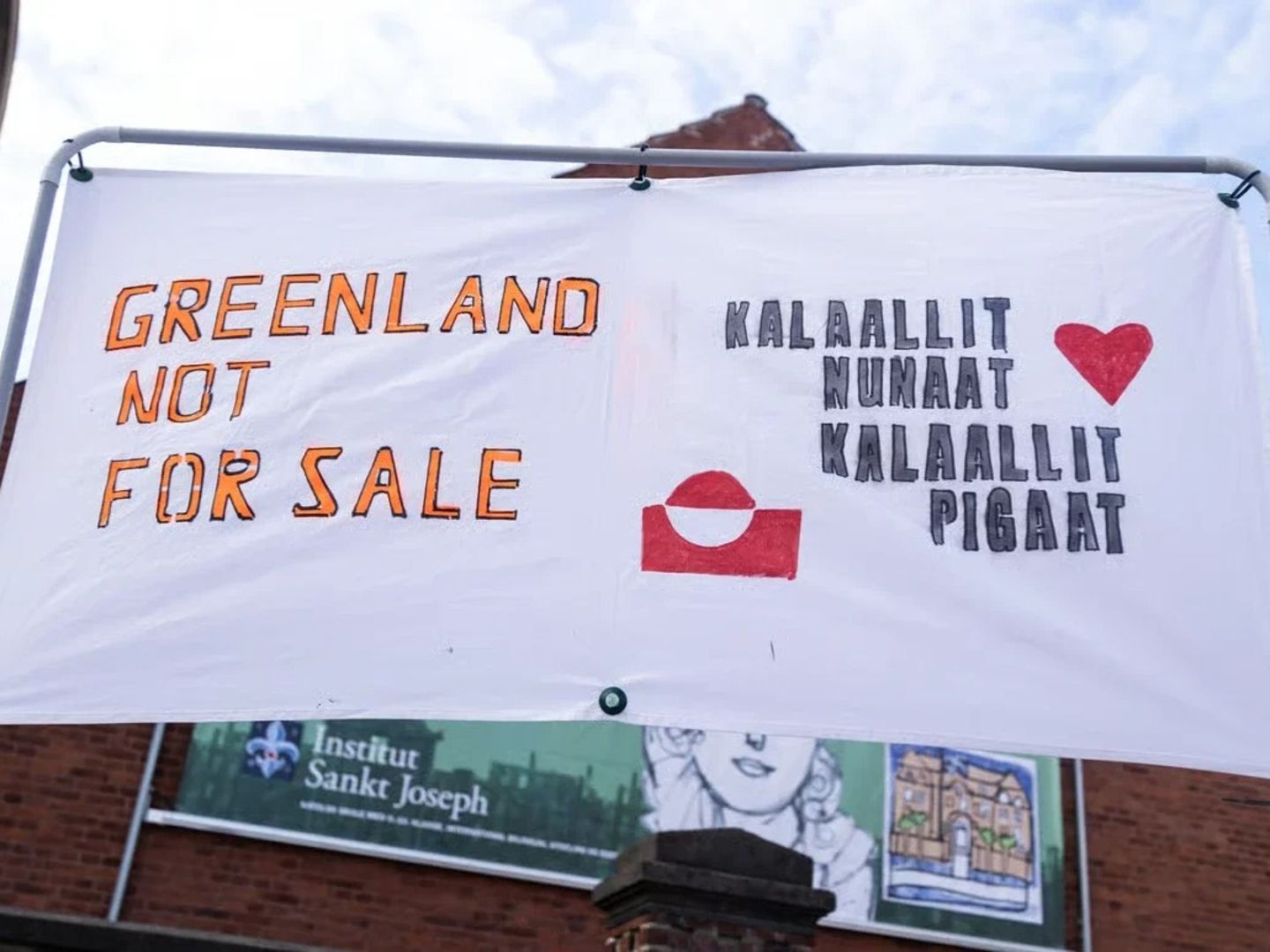 Grönland'da siyasi partiler ABD hegemonyasına karşı mesaj yayınladı