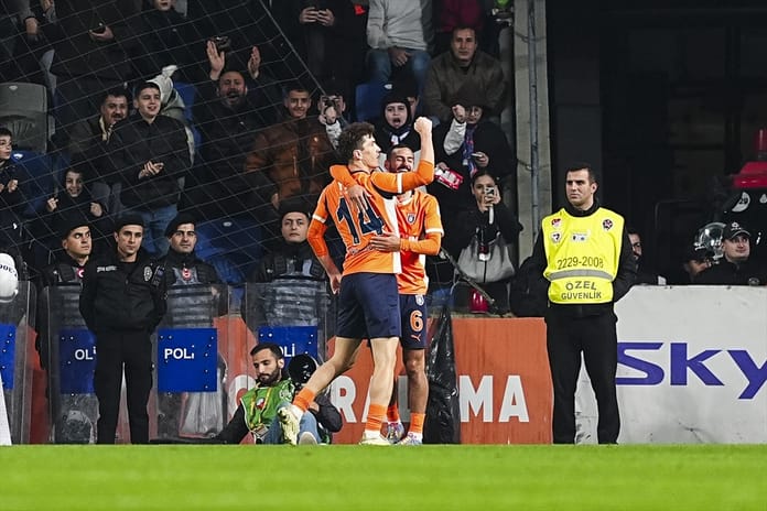 Augusto beraberliği getirdi, Shomurodov tekrar öne geçirdi