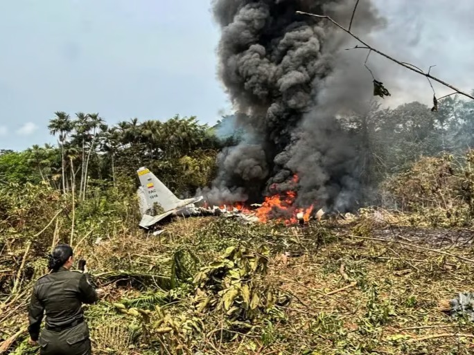 Kolombiya'da uçak kazası: Ölü sayısı 66'ya yükseldi