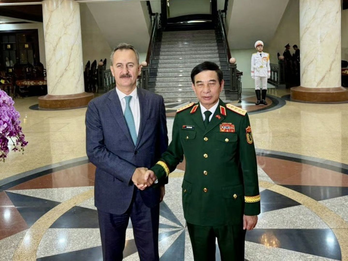 Türkiye ve Vietnam savunma sanayii iş birliğini güçlendiriyor