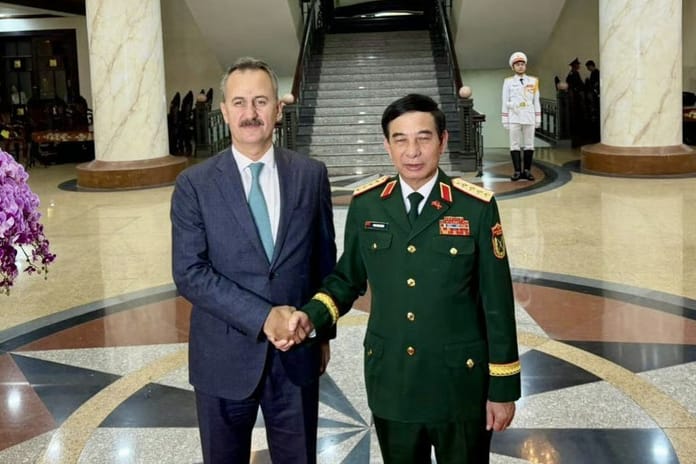 Türkiye ve Vietnam savunma sanayii iş birliğini güçlendiriyor