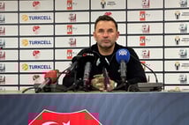 Galatasaray’da kupa planı netleşiyor: Okan Buruk’tan final analizi ve forvet rotasyonu mesajı