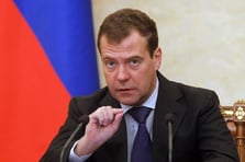 Medvedev AB’nin dondurulmuş Rus varlıklarını kullanmasını "savaş nedeni" saydı