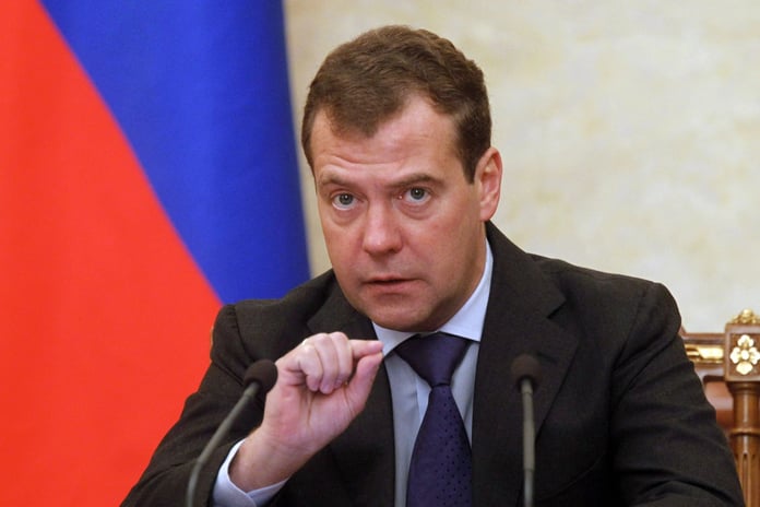Medvedev AB’nin dondurulmuş Rus varlıklarını kullanmasını "savaş nedeni" saydı
